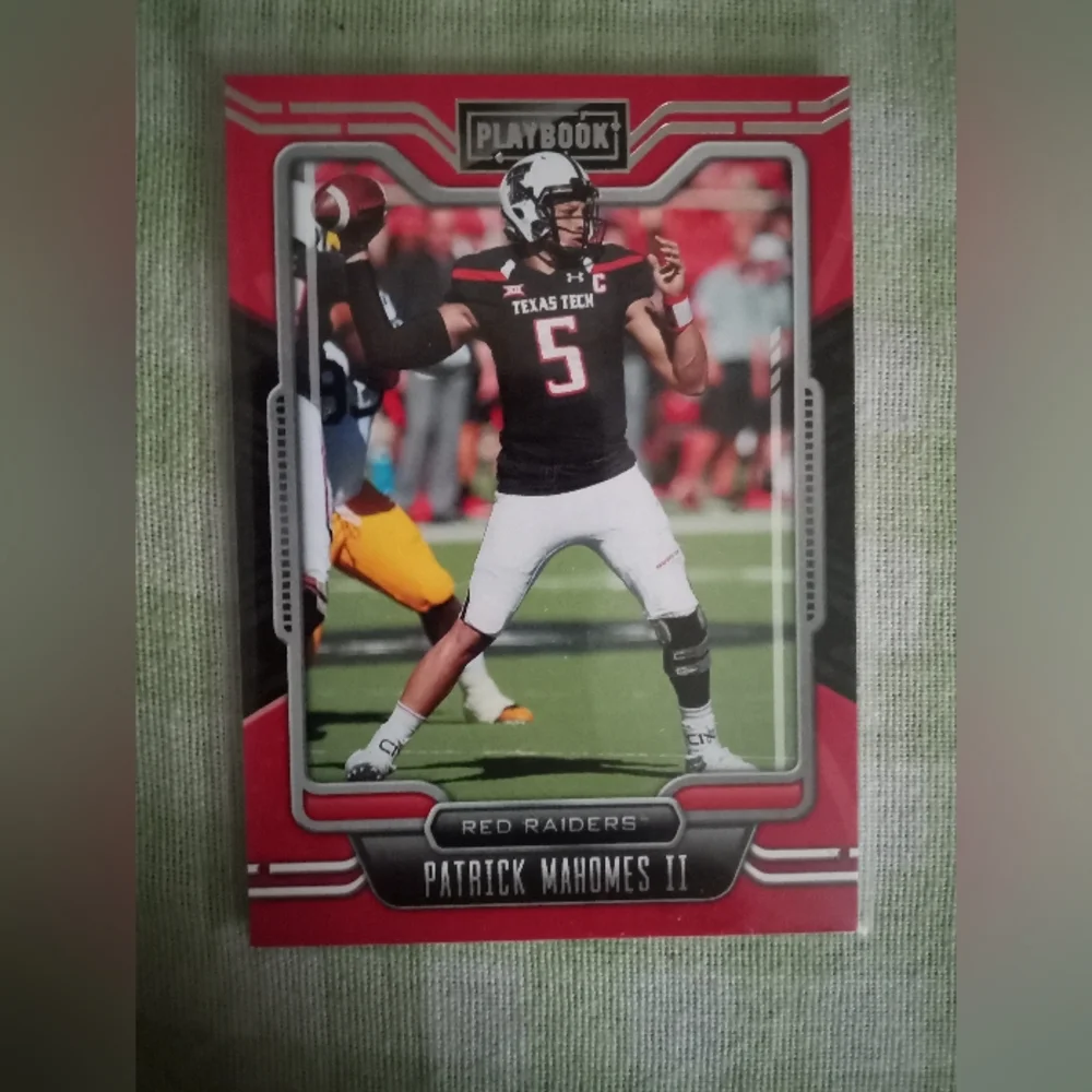 Patrick Mahomes college throwback cards x2